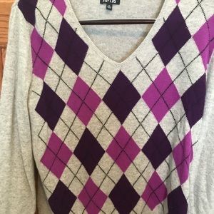 Women’s cashmere sweater